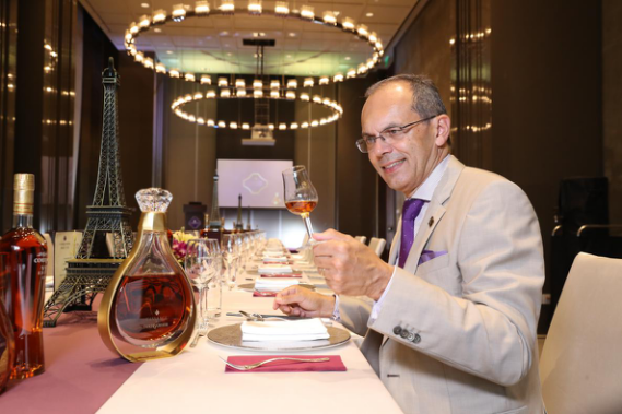 拿破仑干邑酿酒大师patrice pinet再访中国